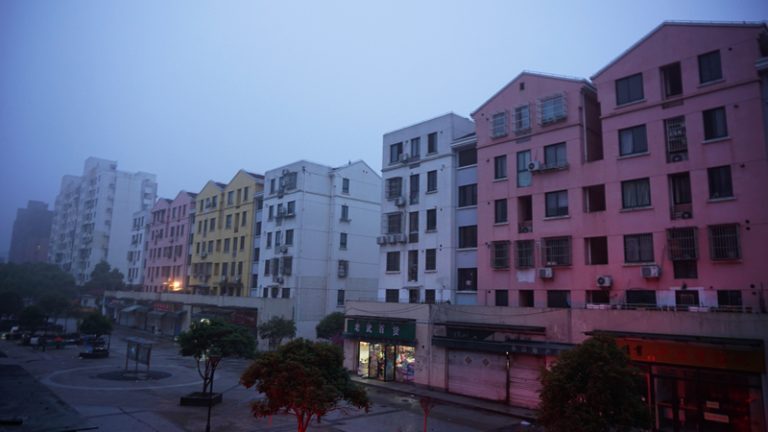 清晨（Qīngchén）五点