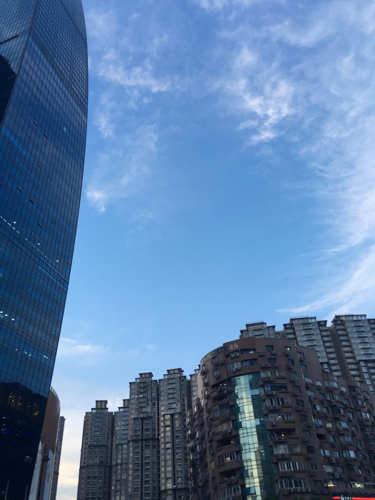 入梅前（Rùméi qián：梅雨入り前）